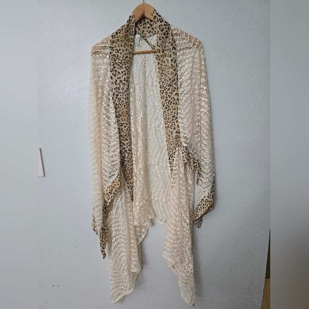 L Love Size Large Leopard Creme Lace Open Front Cardigan - Picture 11 of 11